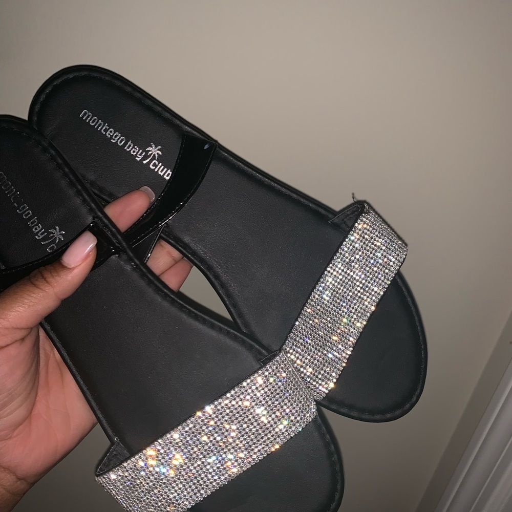 Never worn